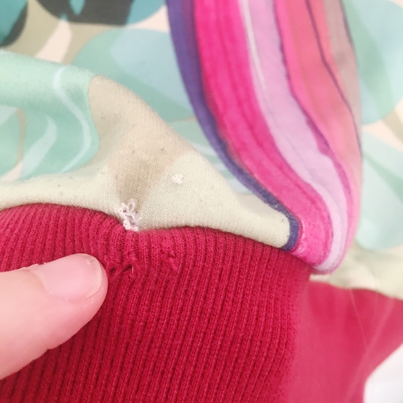 Colorful Parrot Print Women's Top - Picture 5 of 5